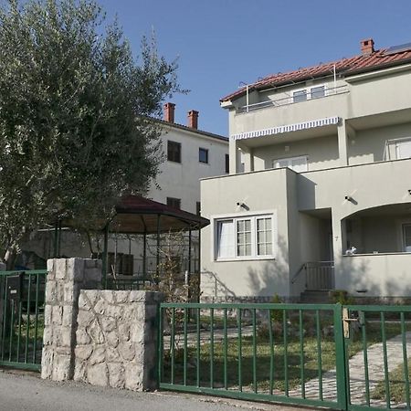 Apartments Bestak كرك المظهر الخارجي الصورة
