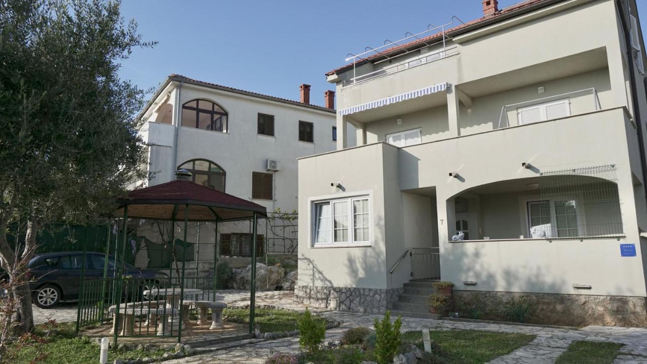Apartments Bestak كرك المظهر الخارجي الصورة