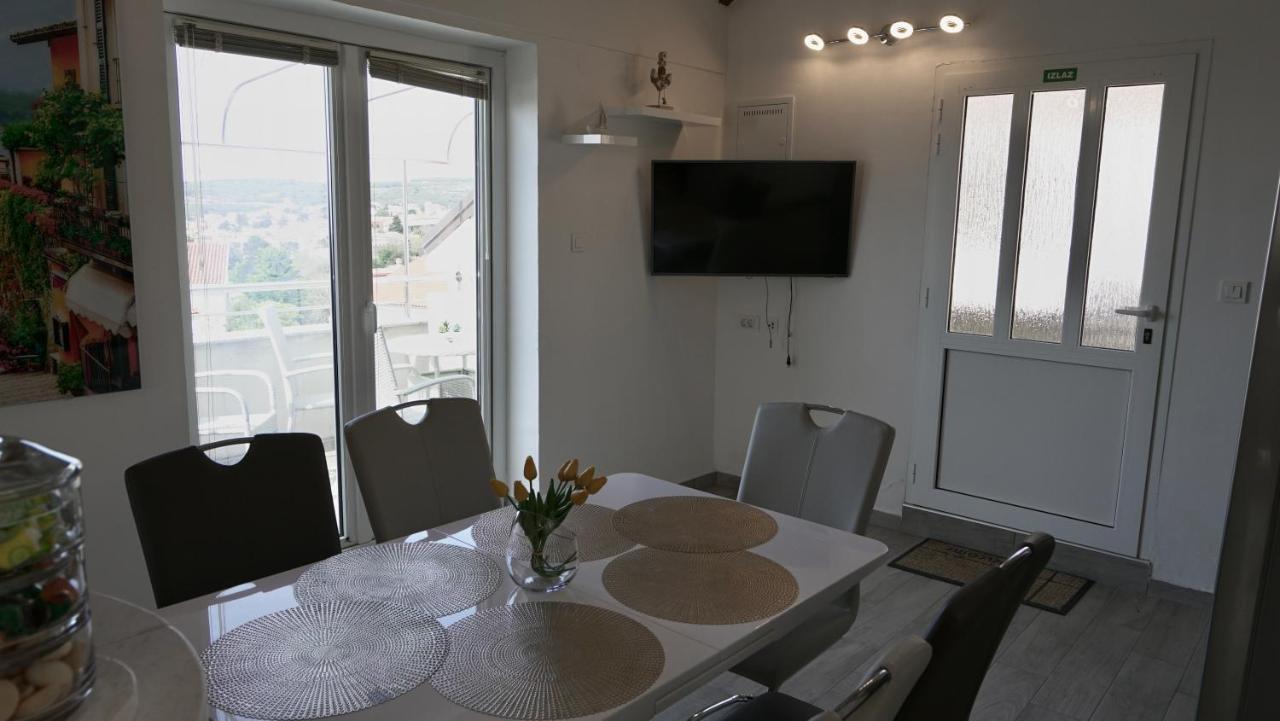 Apartments Bestak كرك المظهر الخارجي الصورة